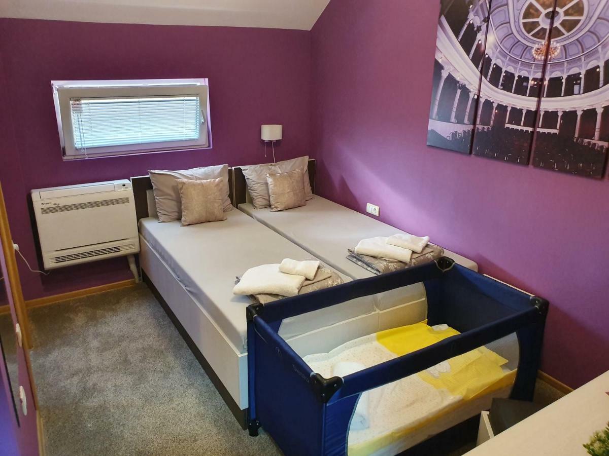 Oldbrick Pub Otel Sombor Dış mekan fotoğraf