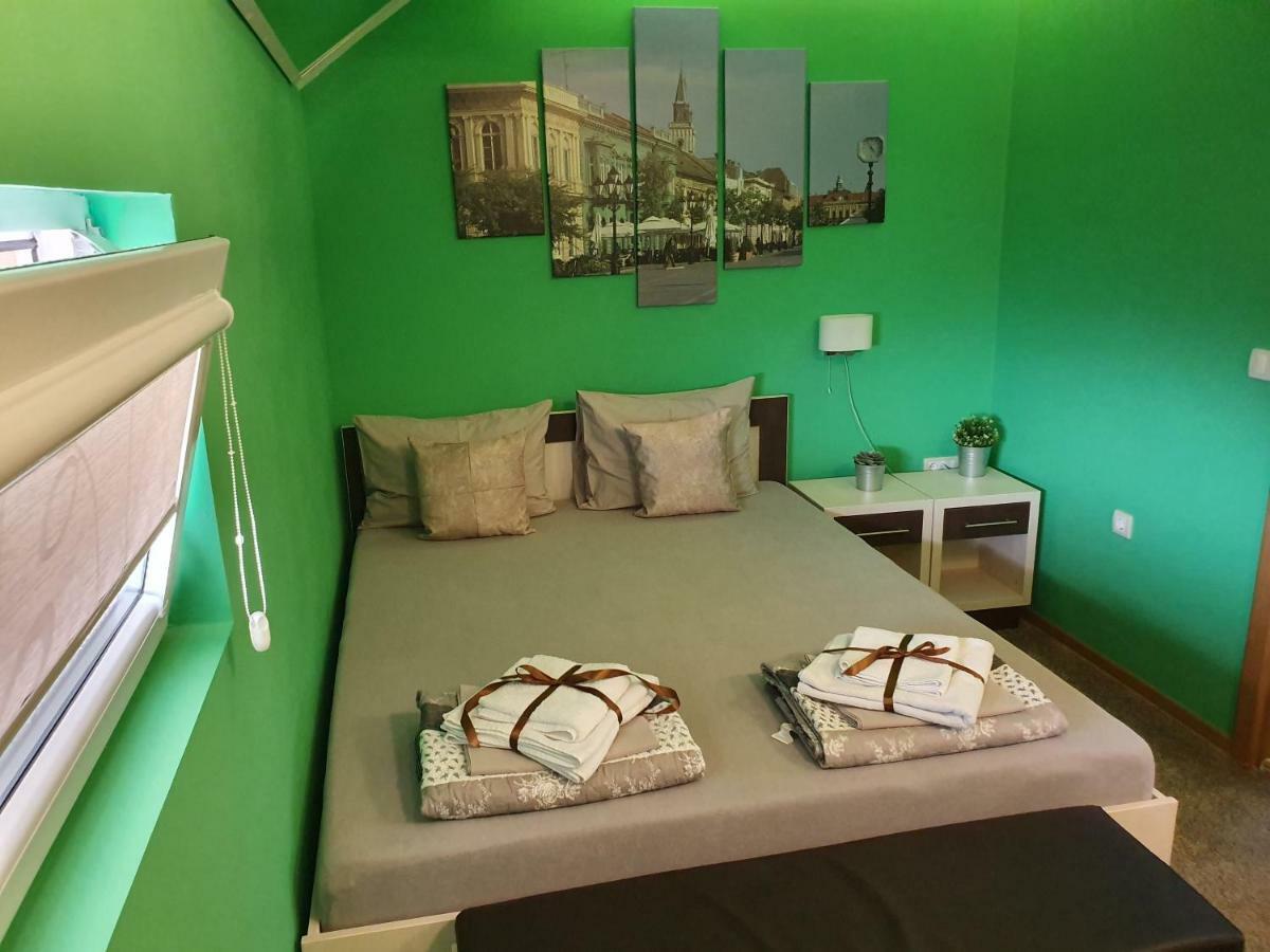 Oldbrick Pub Otel Sombor Dış mekan fotoğraf